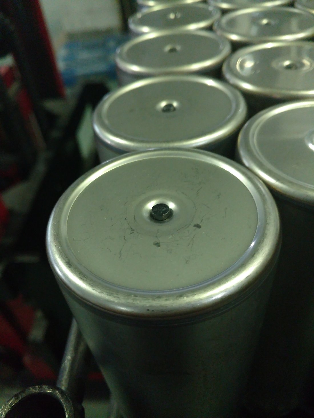 Cap and gasket detail